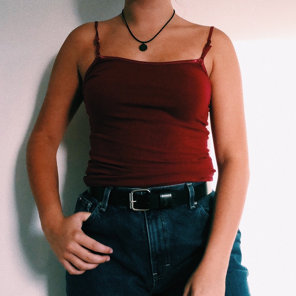 maroon tank